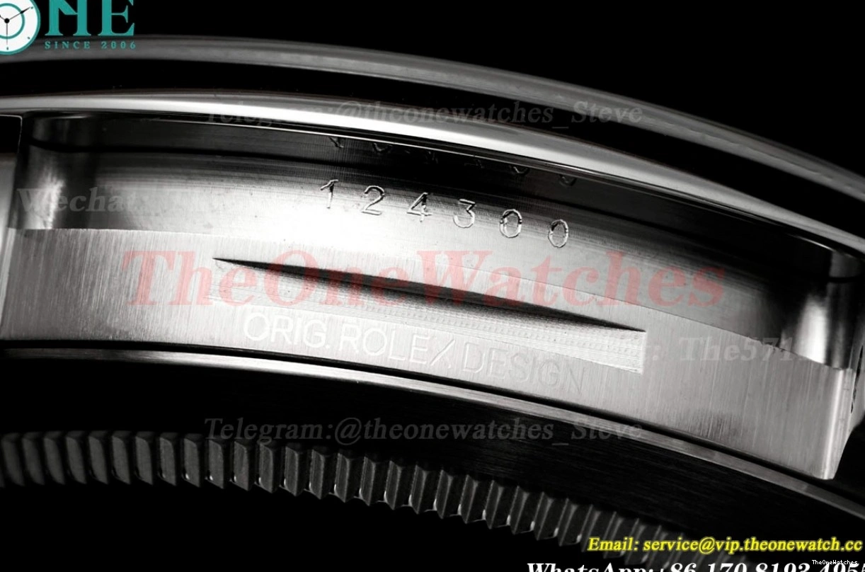 SS Oyster Clean 41mm Silver 124300 VR3230 SS Stk Perpetual 0510